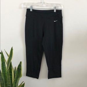 Nike dri fit capris workout bottoms